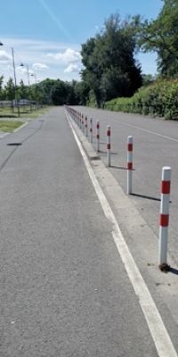 Absperrpfosten -SEPTUS- aus Stahl Ø 76 mm, zum Einbetonieren